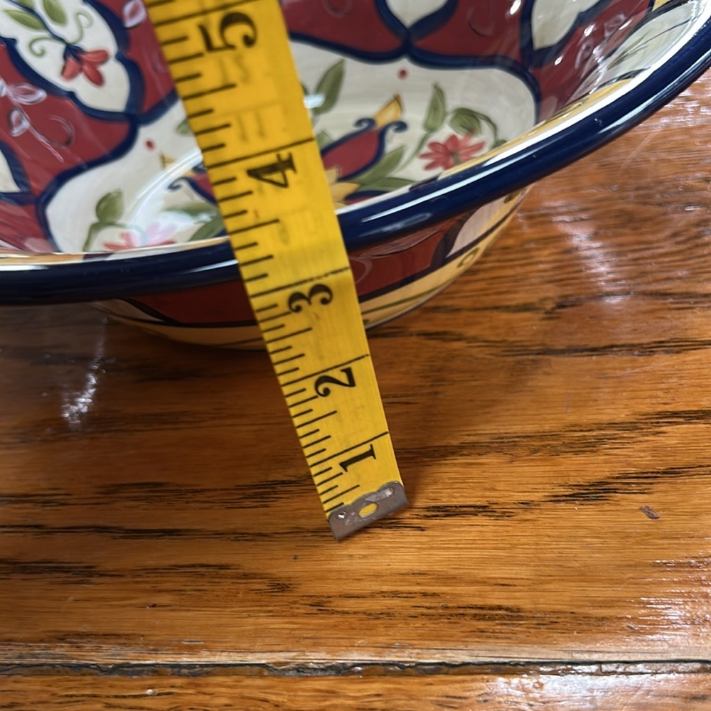 Pier 1 earthenware 11” salad/serving bowl in retired Vallarta pattern. - Picture 4 of 13